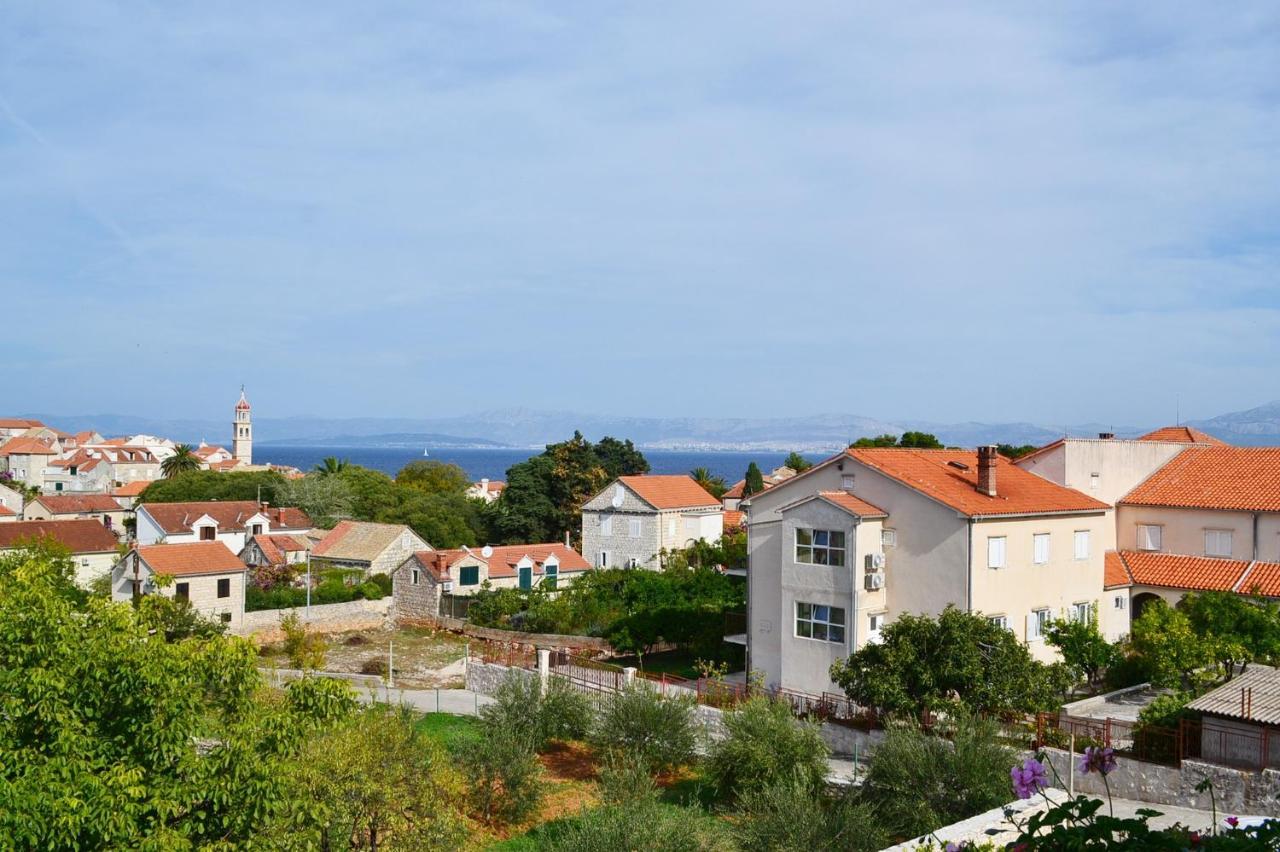 Apartments With A Parking Space Sutivan, Brac - 752 Eksteriør bilde