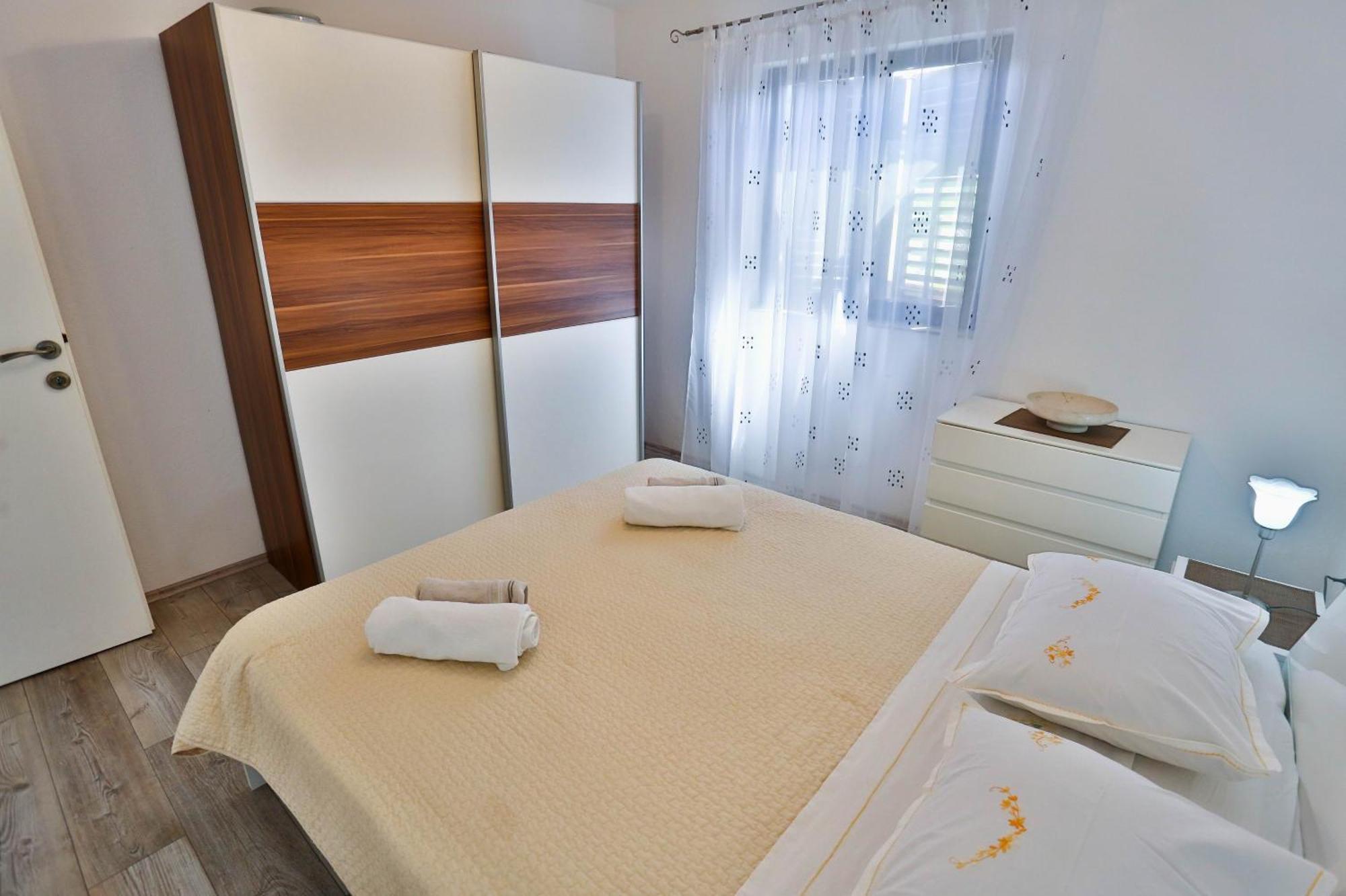 Apartments With A Parking Space Sutivan, Brac - 752 Rom bilde