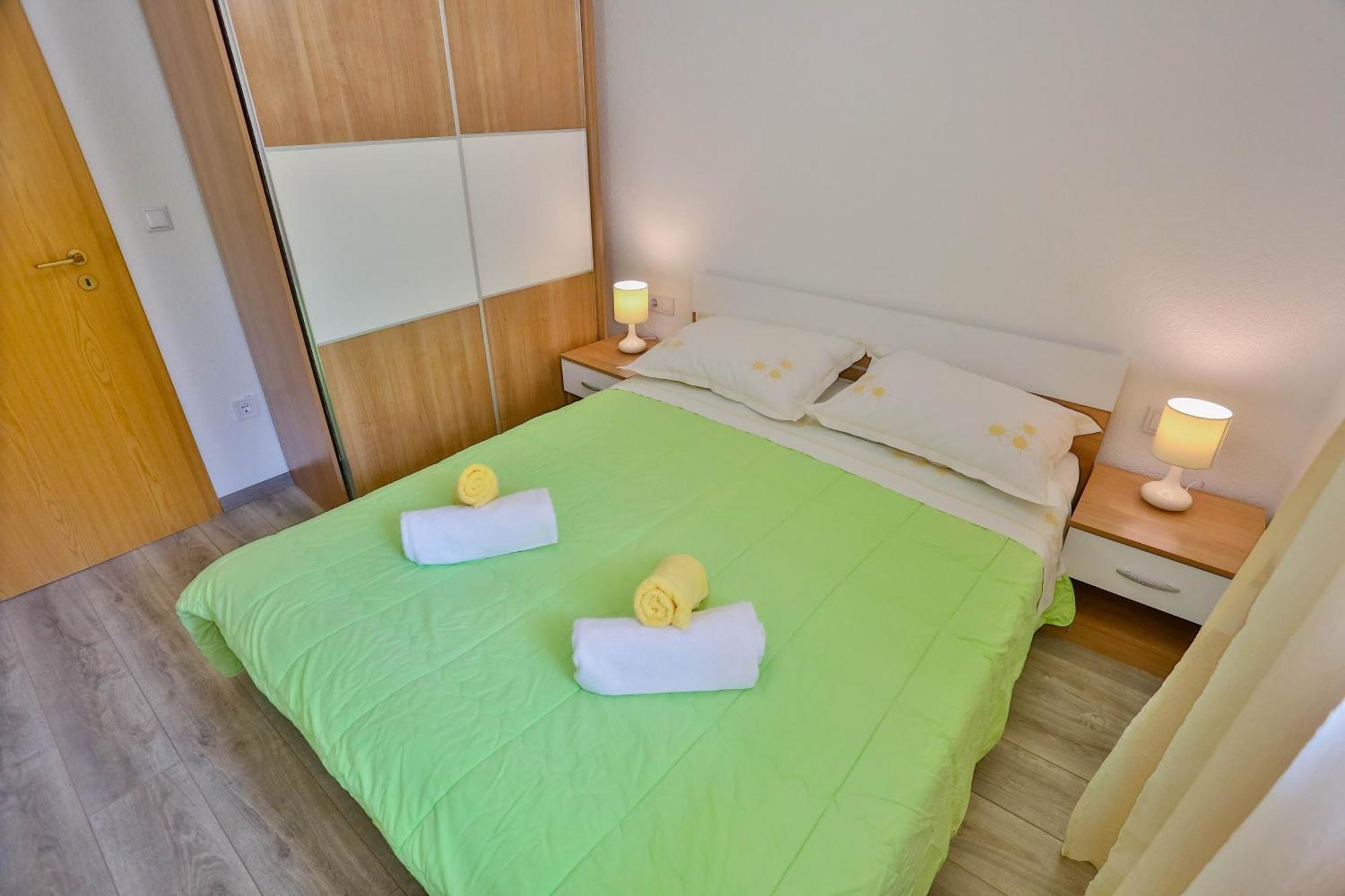 Apartments With A Parking Space Sutivan, Brac - 752 Rom bilde