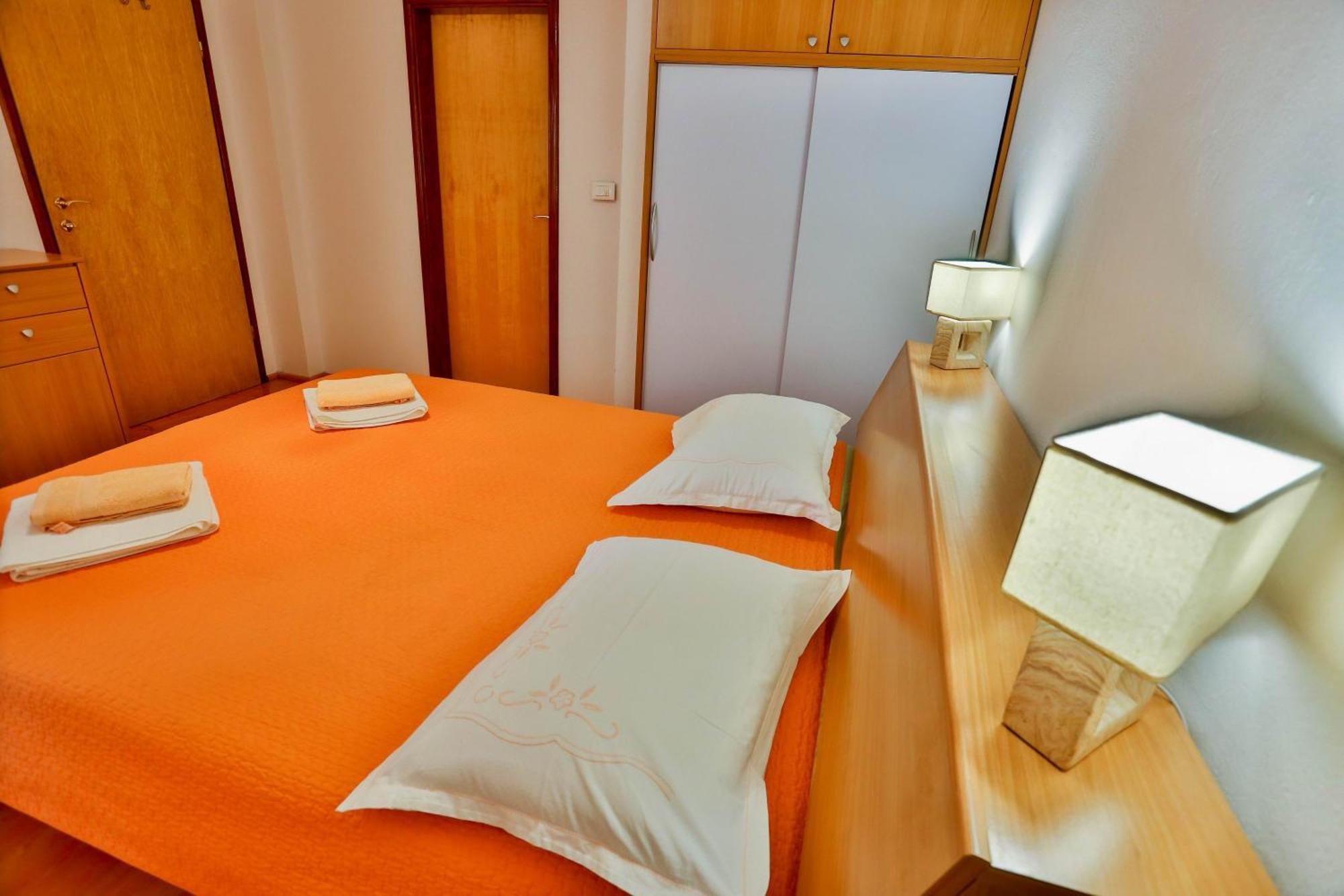 Apartments With A Parking Space Sutivan, Brac - 752 Rom bilde